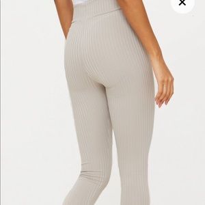 Pretty Little Thing Leggings